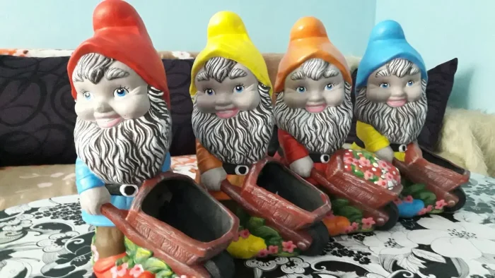 Garden Figure - TK18 - Image 6