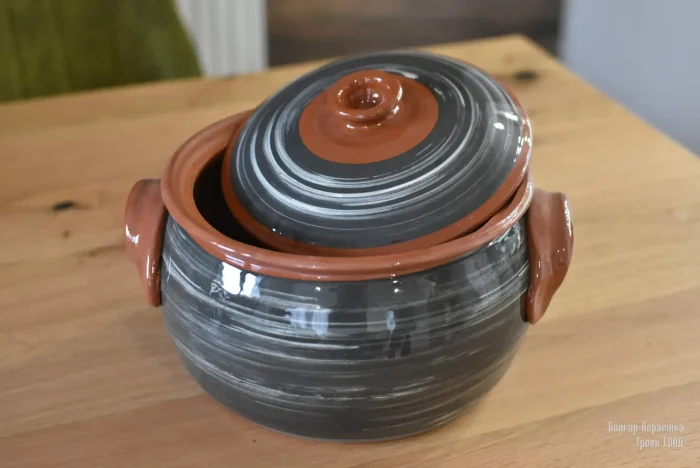 Ceramic Casserole - Brush Painted - TK100 - Image 2