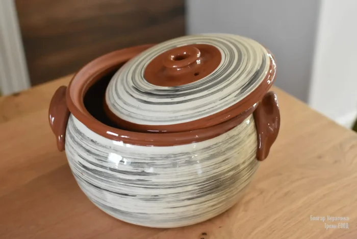 Ceramic Casserole - Brush Painted - TK122 - Image 2