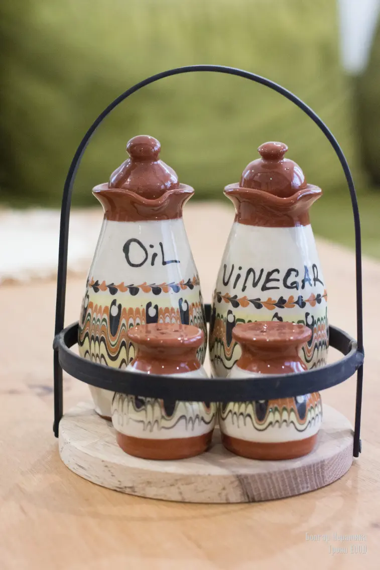 Оливерници 3 Olivernik + metal stand with wooden base - TK219 - Image 1